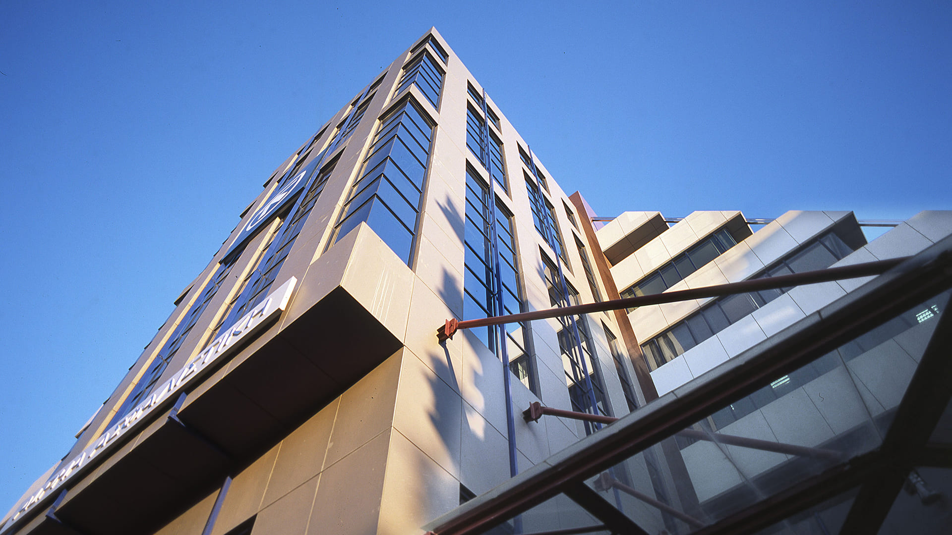 Okeanos Office Block